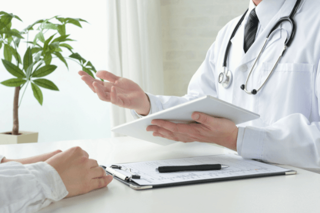When to See a Doctor for hemorrhoids symptoms